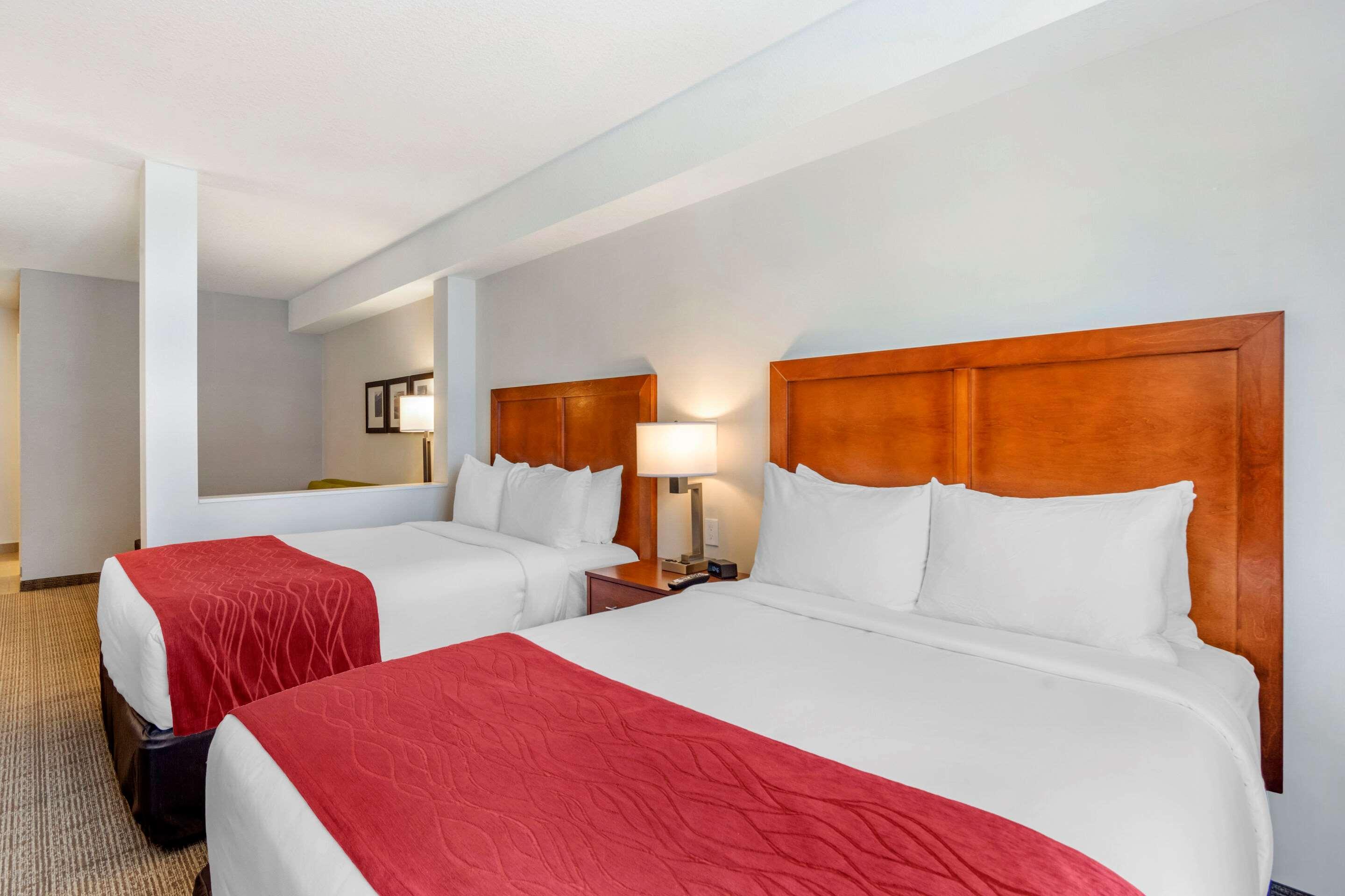 Comfort Inn & Suites Валмаунт Екстериор снимка